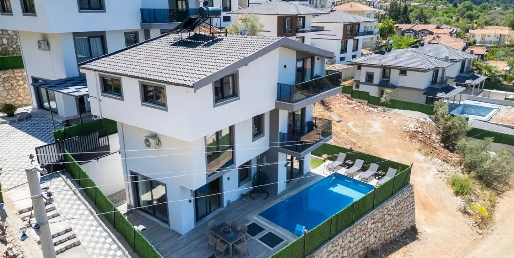 Real estate in Uzumlu